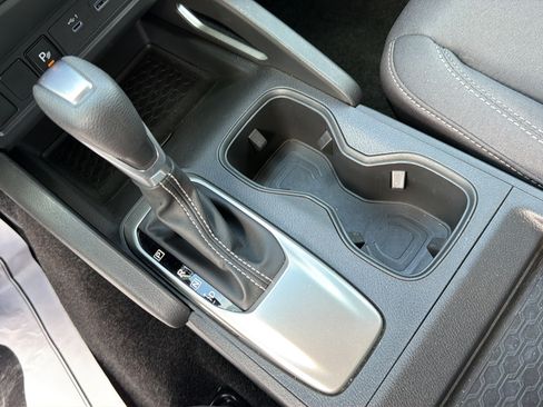 Certified 2025 Nissan Frontier SV RWD image 38