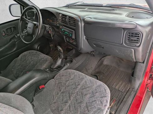 Used 1999 GMC Jimmy SLE AWD/4WD image 19