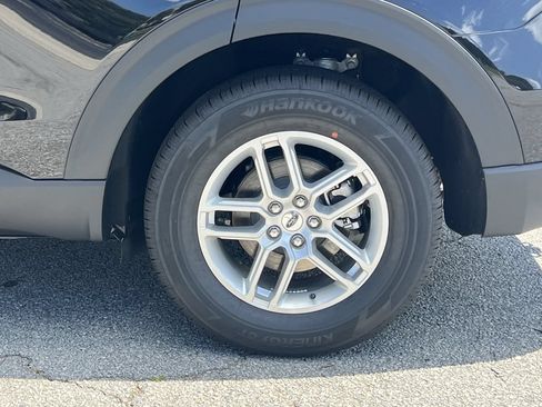 New 2026 Ford Explorer Active RWD image 25