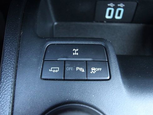 Used 2022 Ford Ranger Lariat w/ Equipment Group 501A High image 26