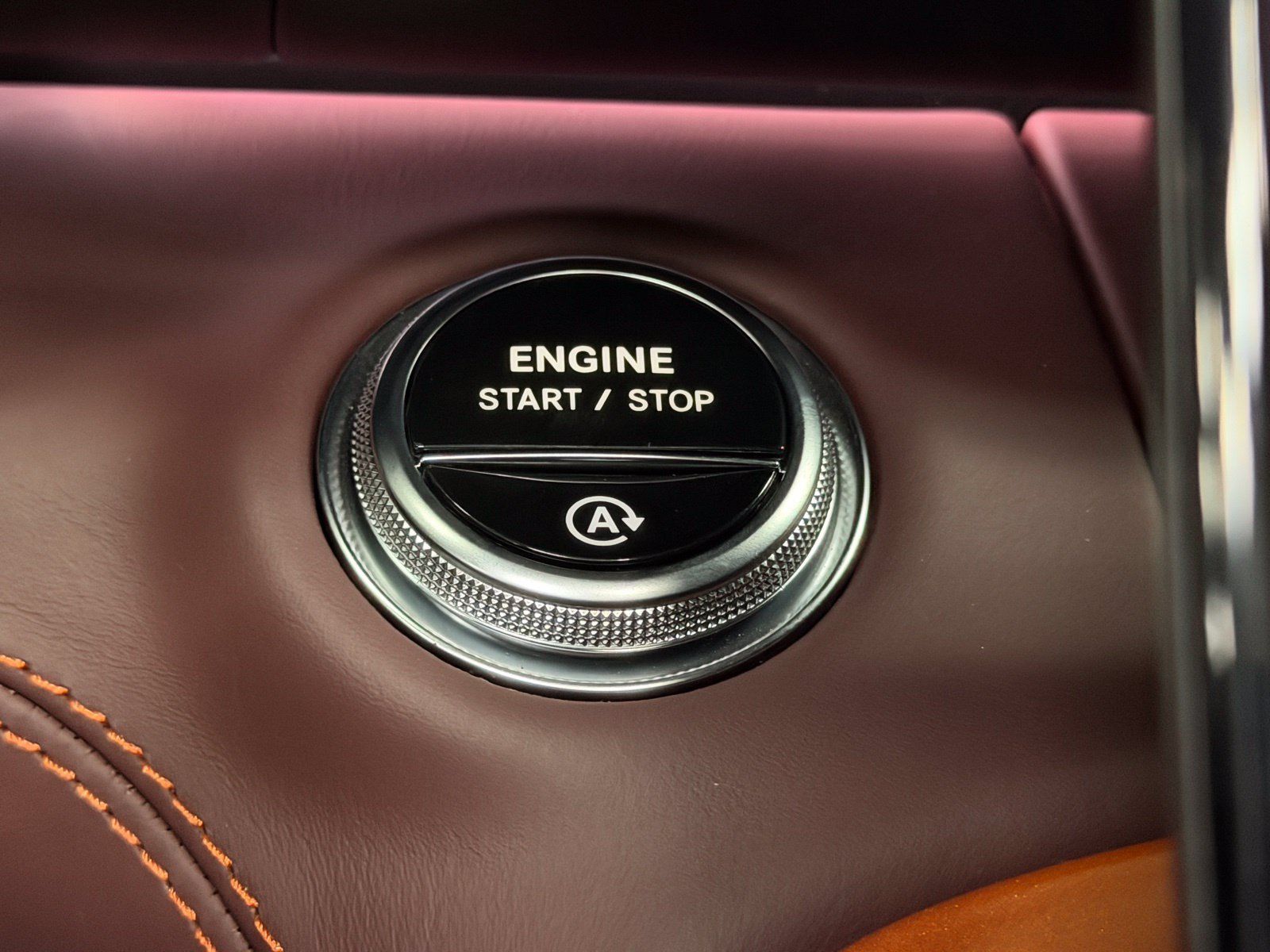 Used 2024 Mercedes-Benz SL 63 AMG 4MATIC image 30