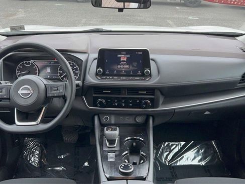 Certified 2023 Nissan Rogue S image 31