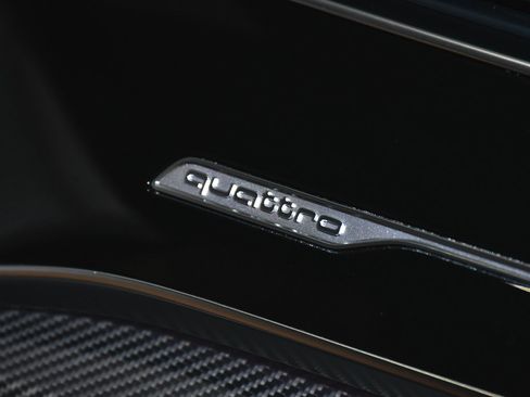 Used 2024 Audi RS Q8 w/ Black Optic Package image 88