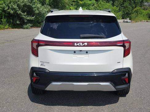 Used 2024 Kia Seltos SX AWD/4WD image 6