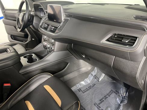 Certified 2024 GMC Yukon AT4 w/ AT4 Premium Package AWD/4WD image 31