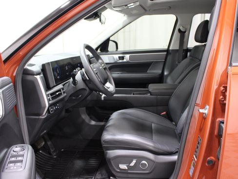 Used 2024 Hyundai Santa Fe XRT AWD/4WD image 3