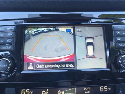Used 2017 Nissan Rogue SL w/ SL Premium Package AWD/4WD image 35