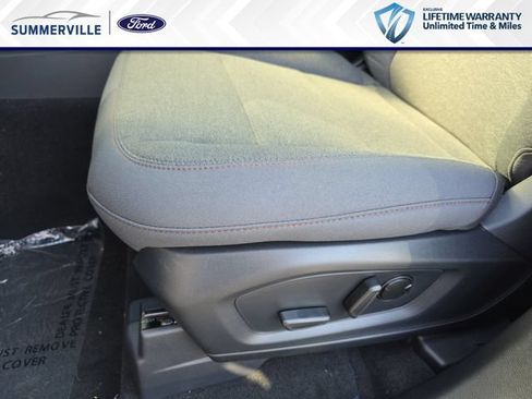 New 2026 Ford Explorer Active RWD image 30