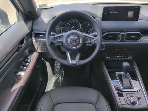 New 2025 MAZDA CX-5 Signature image 15