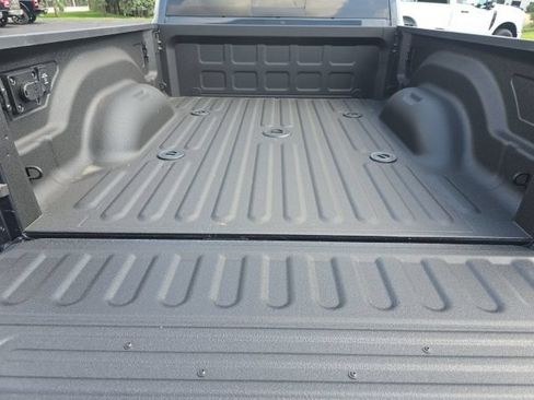 New 2026 RAM 2500 Laramie AWD/4WD image 30