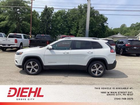 Used 2019 Jeep Cherokee Limited w/ Trailer Tow Group AWD/4WD image 4