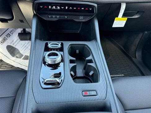 New 2026 Jeep Cherokee Limited AWD/4WD image 16