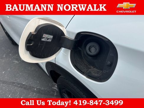Used 2024 Buick Envista Sport Touring w/ Convenience I Package FWD image 11