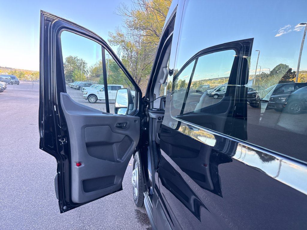 Used 2023 Ford Transit 350 XL AWD/4WD image 11