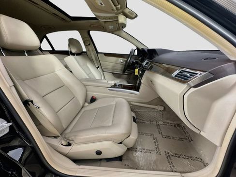 Used 2016 Mercedes-Benz E 350 4MATIC Sedan image 34