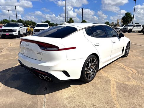 Used 2022 Kia Stinger GT2 AWD/4WD image 7