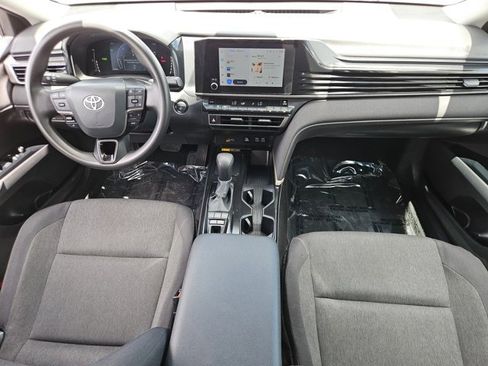 Used 2025 Toyota Camry LE FWD image 22