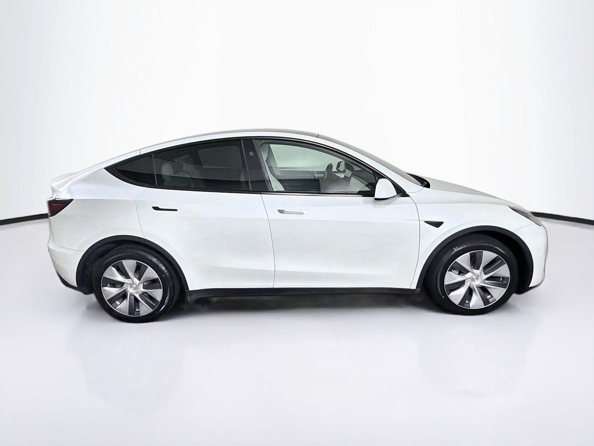 Used 2023 Tesla Model Y Long Range AWD/4WD image 10
