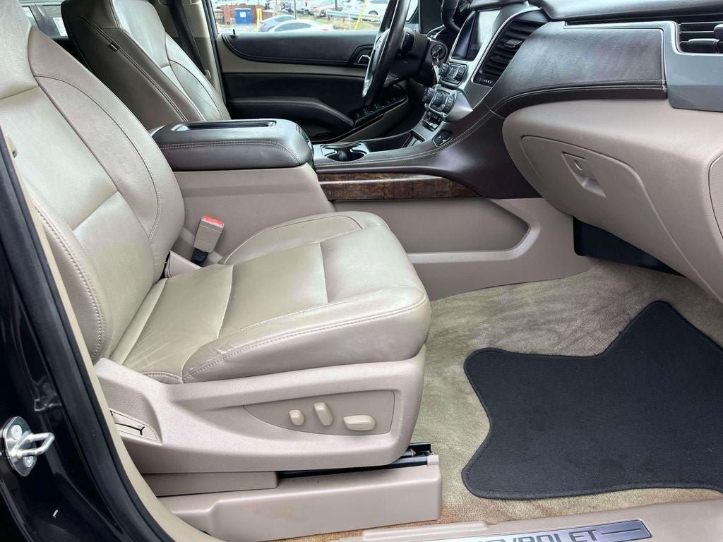 Used 2018 Chevrolet Suburban LT RWD image 24