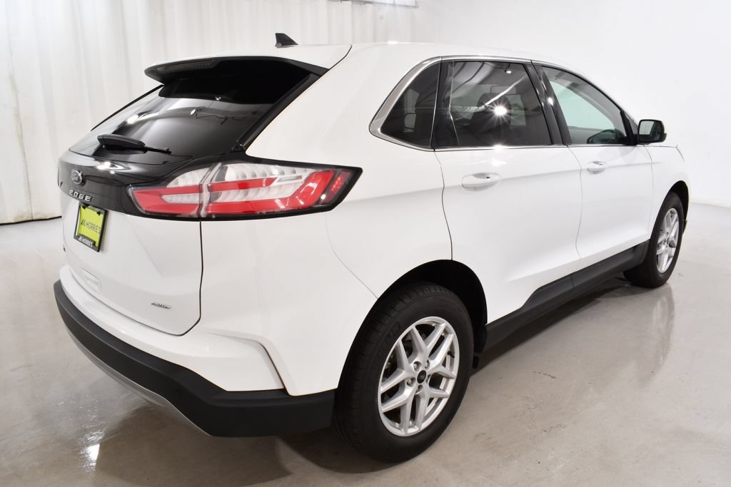 Used 2024 Ford Edge SEL w/ Convenience Package AWD/4WD image 11