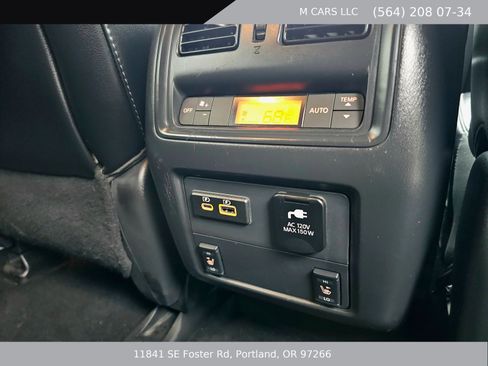 Used 2020 Nissan Pathfinder SL AWD/4WD image 17