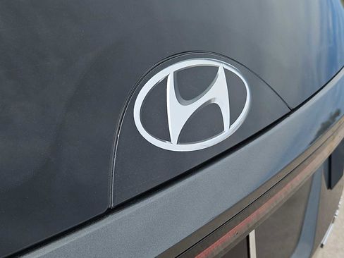 Certified 2022 Hyundai Tucson Blue image 11