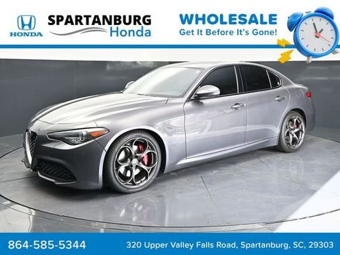 Used 2017 Alfa Romeo Giulia Ti w/ TI 19" Sport Package RWD image 1