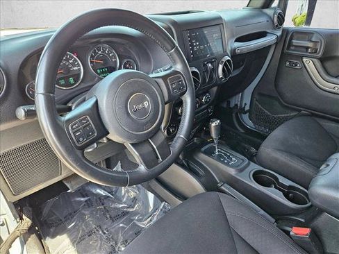 Used 2015 Jeep Wrangler Sport w/ Quick Order Package 24S AWD/4WD image 13