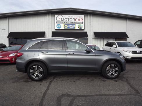 Used 2019 Mercedes-Benz GLC 300 4MATIC image 6