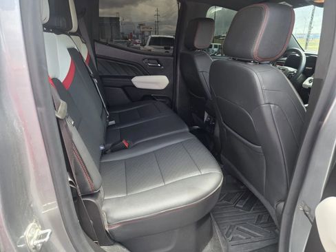 Used 2024 GMC Canyon AT4X AWD/4WD image 15