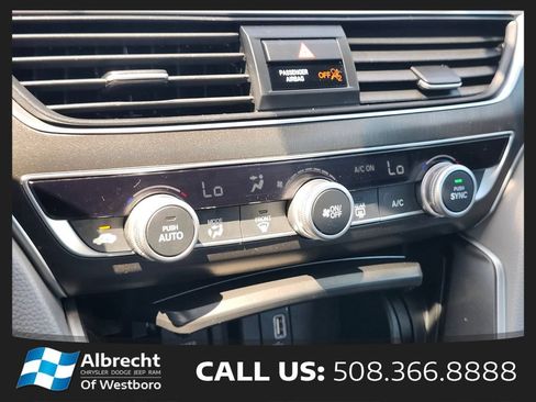 Used 2019 Honda Accord LX image 22