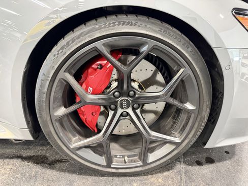 Used 2024 Audi RS 7 Performance AWD/4WD image 29