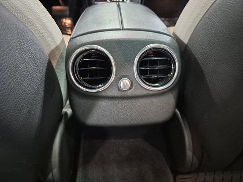 Used 2016 Mercedes-Benz C 300 4MATIC Sedan image 23