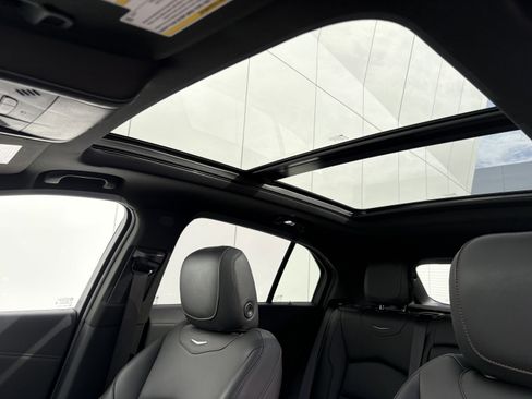 Used 2021 Cadillac XT4 Sport w/ Cold Weather Package image 14