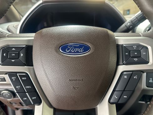 Used 2017 Ford F250 King Ranch w/ King Ranch Ultimate Package AWD/4WD image 22