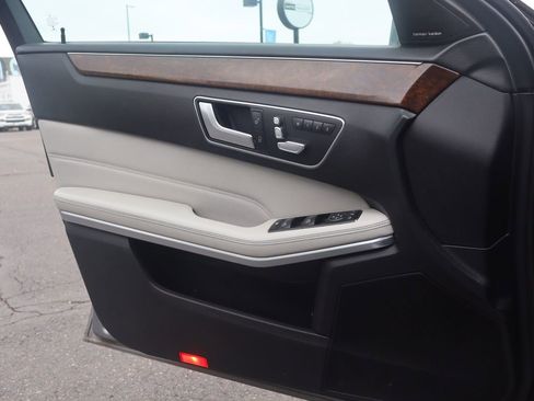 Used 2015 Mercedes-Benz E 350 4MATIC w/ Premium 1 Package image 25