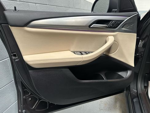 Used 2025 BMW X4 xDrive30i image 15