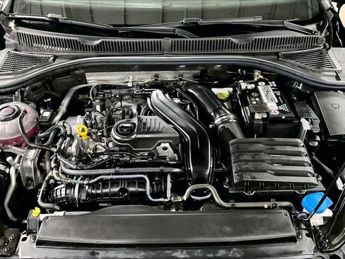 Used 2022 Volkswagen Jetta SE FWD image 32