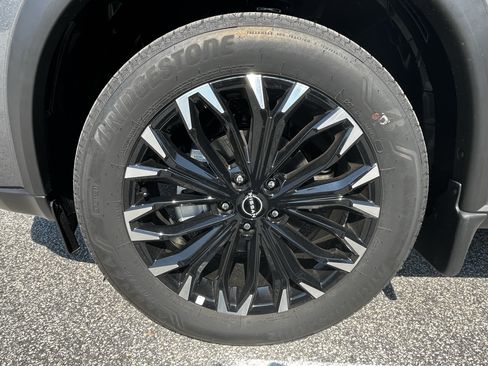 New 2026 Nissan Rogue Dark Armor AWD/4WD image 12