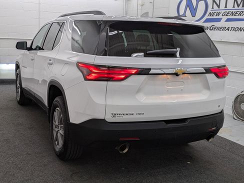 Used 2022 Chevrolet Traverse LT image 21