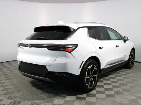 Used 2024 Chevrolet Equinox EV LT image 33