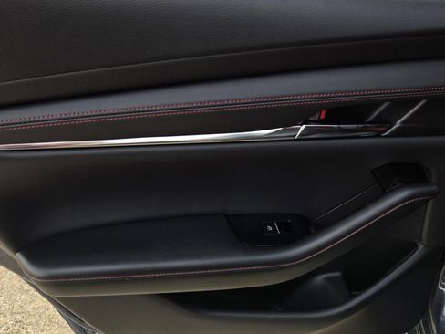 New 2026 MAZDA MAZDA3 Carbon image 11