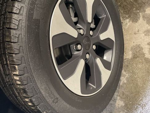 Used 2022 Jeep Grand Cherokee Limited 4xe image 33