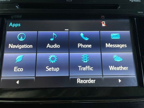 Used 2016 Toyota Avalon Limited image 49