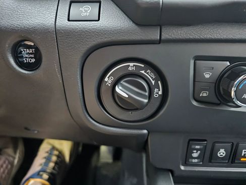 New 2026 Nissan Frontier SV w/ SV Convenience Package image 22