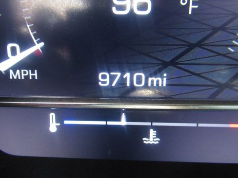 Used 2025 GMC Sierra 1500 Elevation w/ Preferred Package AWD/4WD image 26