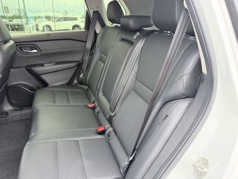 Certified 2023 Nissan Rogue SV w/ SV Premium B Package AWD/4WD image 17