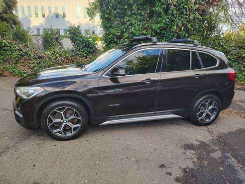 Used 2016 BMW X1 xDrive28i image 3