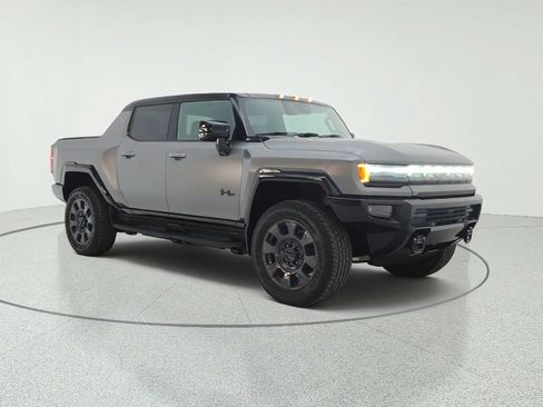 Used 2026 GMC Hummer EV 4x4 Crew Cab w/ Carbon Fiber Edition Package image 3