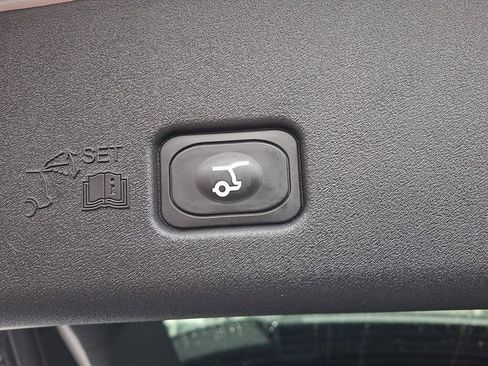 Certified 2024 Lincoln Nautilus Reserve w/ Equipment Group 203A image 30